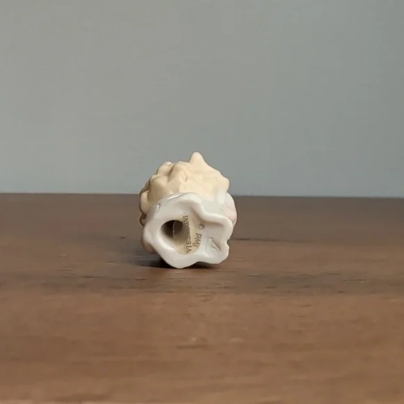 Tiny Dog Of Unknown Origin Precious Moments - Picture 6 of 6